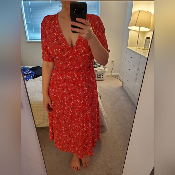 Red floral midi maxi wrap dress - Picture 4 of 5